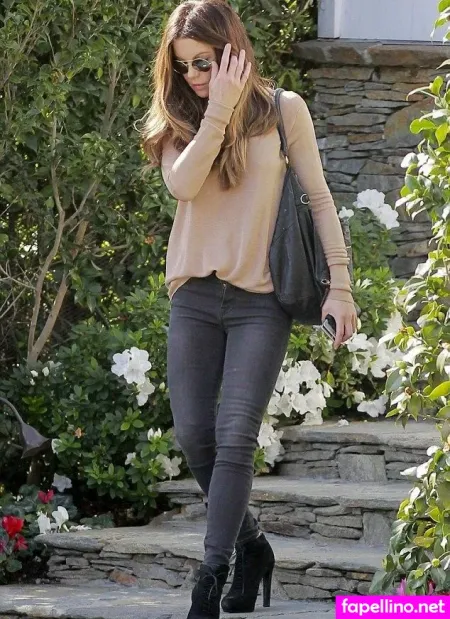 Katebeckinsale OnlyFans Thumbnail #YlznJjBZCO
