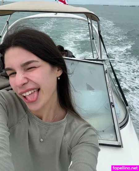 Katecutiepie OnlyFans Thumbnail #UwsPPsrGiF