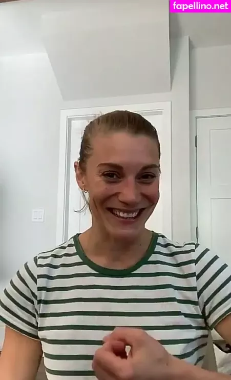 Katee Sackhoff OnlyFans Thumbnail #HLOFl04TO3