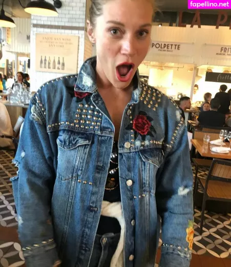 Katee Sackhoff OnlyFans Thumbnail #I6ibITIX7P