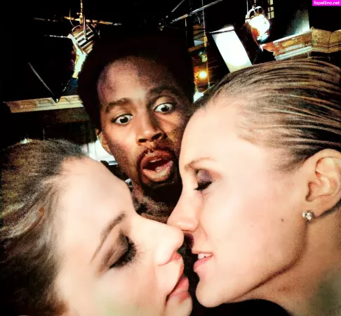 Katee Sackhoff OnlyFans Thumbnail #XRA6ITiByS