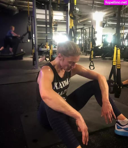 Katee Sackhoff OnlyFans Thumbnail #Y92fsNxkVt