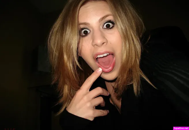 Katelyn Brooks OnlyFans Thumbnail #N2vctSGOsE