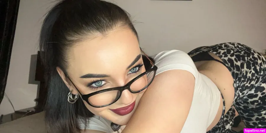 Katemeina OnlyFans Thumbnail #O0va600lna
