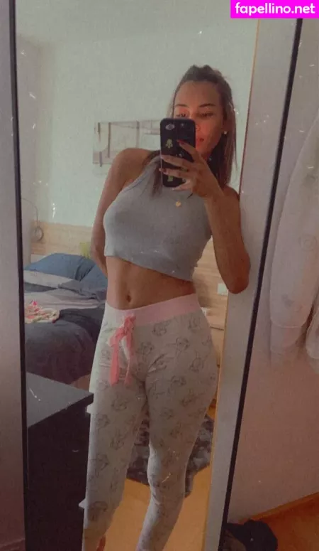 Katemodelo OnlyFans Thumbnail #C0WqGrWwZb