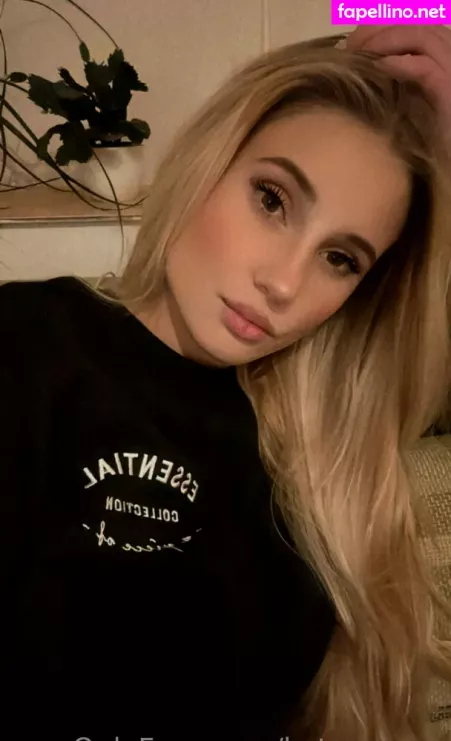 Katemoonn OnlyFans Thumbnail #qR5iCmiRaj