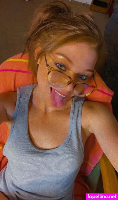 Katerina Deville OnlyFans Thumbnail #gYFzbJEsEe