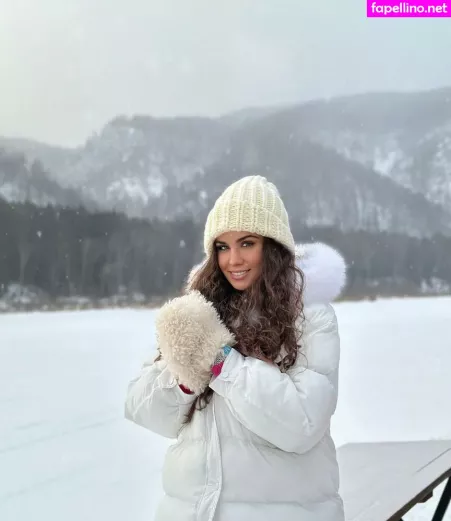 Katerina999cs OnlyFans Thumbnail #3obplZC4X5