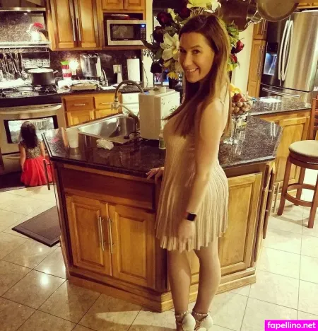 Katerine Moss OnlyFans Thumbnail #kg0719f0d9