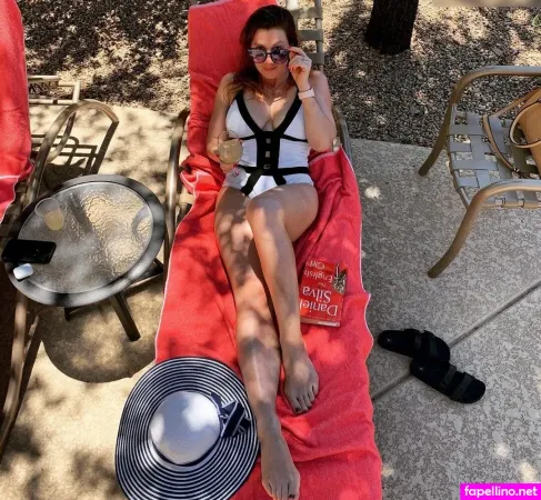 Katerine Moss OnlyFans Thumbnail #tr8oCjkAz9