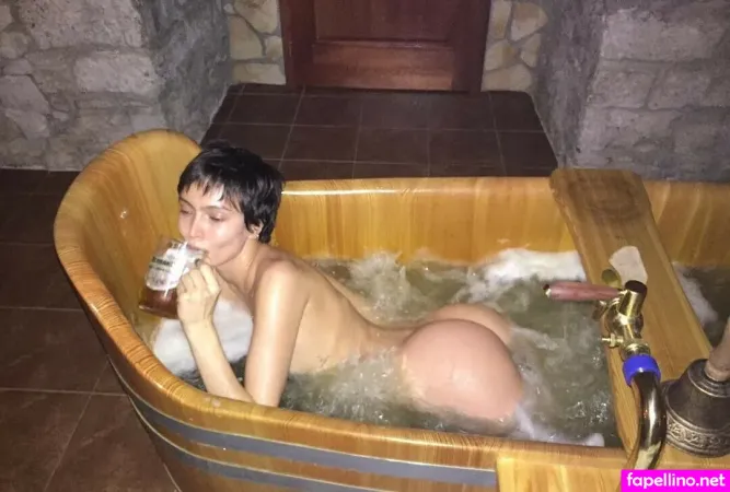 Katevitamin OnlyFans Thumbnail #eG9iKKwq6t