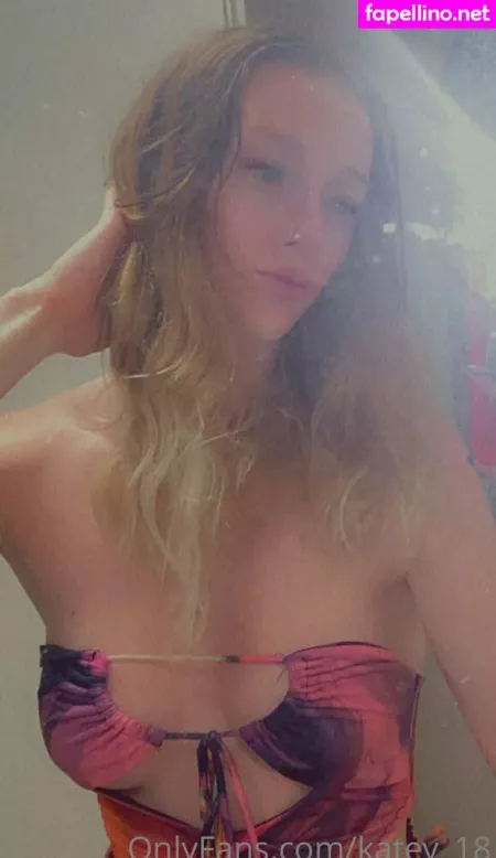 Katey 19 OnlyFans Thumbnail #KKG0E8K5l0