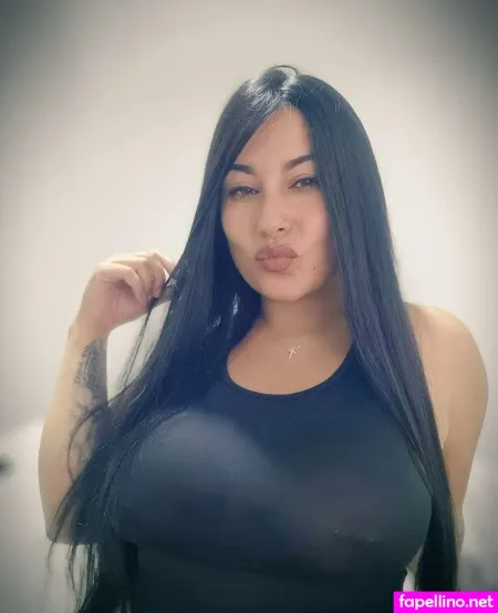 Katha Londono OnlyFans Thumbnail #UplXJDq8Nd