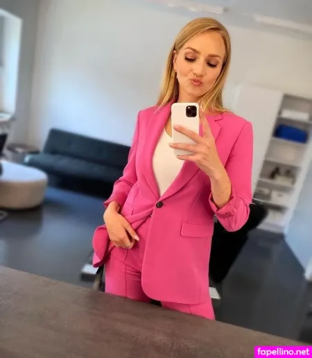 Katharina Kleinfeldt OnlyFans Thumbnail #ELsmGobtPq