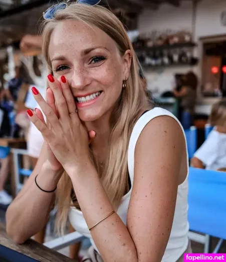 Katharina Kleinfeldt OnlyFans Thumbnail #TLoURI6e71
