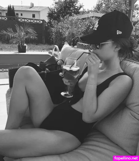 Katharina M OnlyFans Thumbnail #7h9rqK8WcK