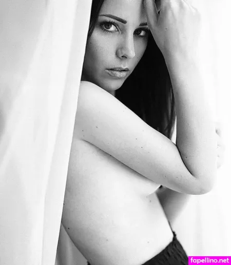 Katharina M OnlyFans Thumbnail #OehrjWQ8mv