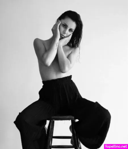 Katharina M OnlyFans Thumbnail #azv6uIBBBv