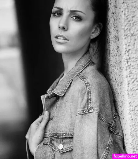 Katharina M OnlyFans Thumbnail #gUdkfykOWm