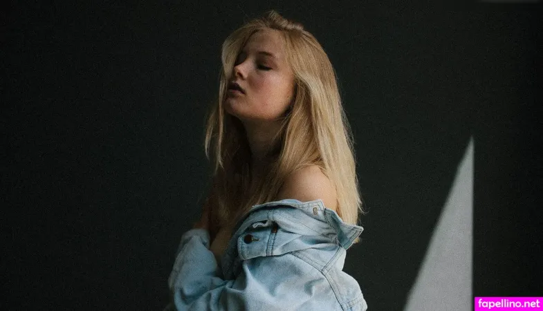Katharina Wandrowsky OnlyFans Thumbnail #Wqxzl1ZRs8