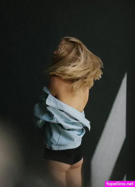 Katharina Wandrowsky OnlyFans Thumbnail #XR6U9Muj9C