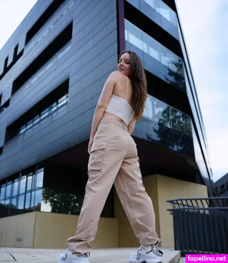 Katharina Weiss OnlyFans Thumbnail #jwAxFFM8au