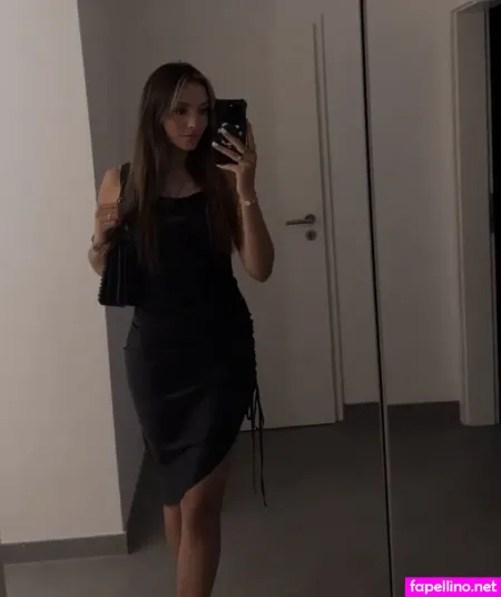 Katharina Xenia OnlyFans Thumbnail #BhNIhjloI9