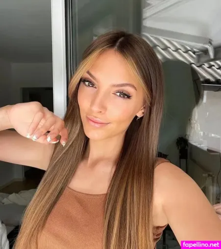 Katharina Xenia OnlyFans Thumbnail #pYjaPvlR2X