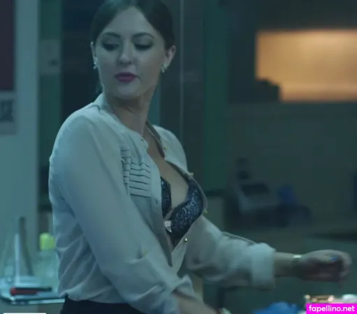 Katharine Isabelle OnlyFans Thumbnail #gczUT66374