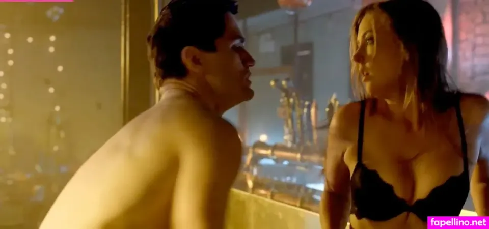 Katharine Isabelle OnlyFans Thumbnail #hOdmTcbxox