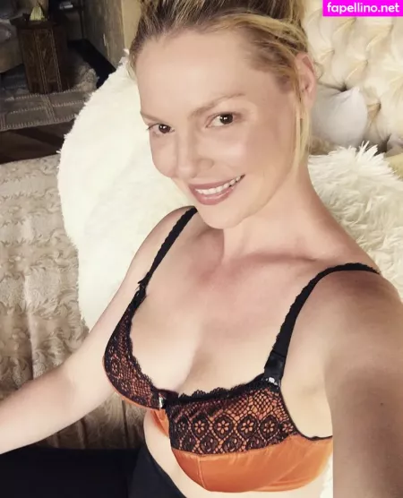 Katherine Heigl OnlyFans Thumbnail #GdbEdf9pgv