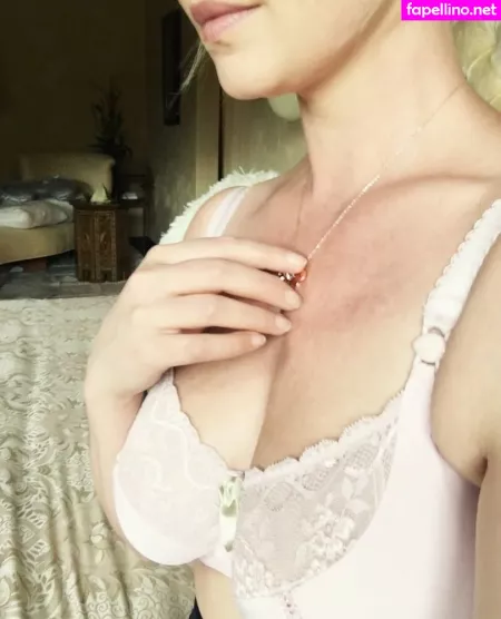 Katherine Heigl OnlyFans Thumbnail #xONVpu59NM