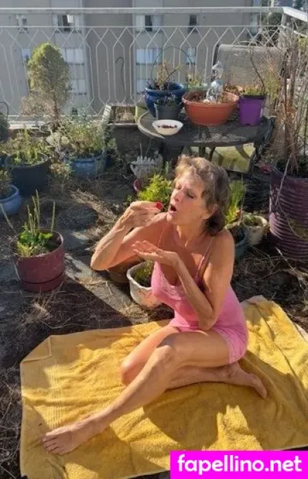 Katherine Marion 1 OnlyFans Thumbnail #wuYKtwfJYI