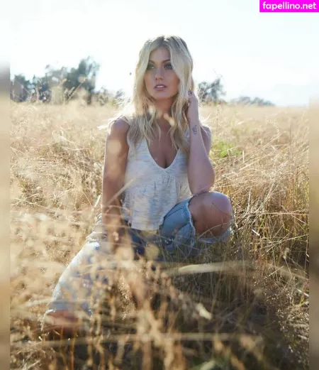 Katherine Mcnamara OnlyFans Thumbnail #lpnDQAB5sn