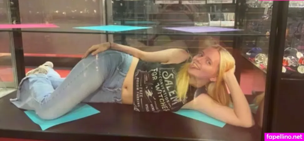 Katherine Means OnlyFans Thumbnail #1PpgDea530