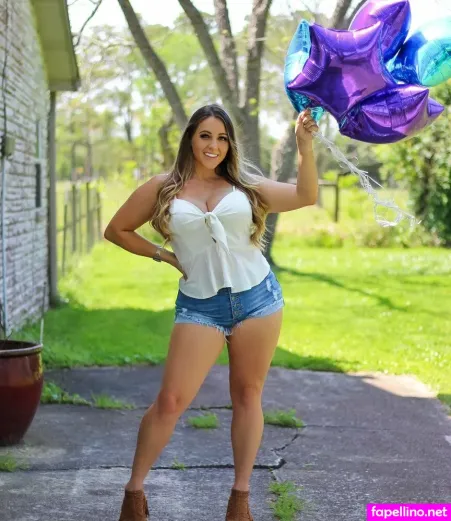 Katherine Salom OnlyFans Thumbnail #U8OPzNk8uA