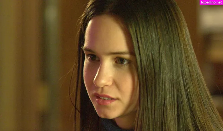 Katherine Waterston OnlyFans Thumbnail #JOyWqDkSBS