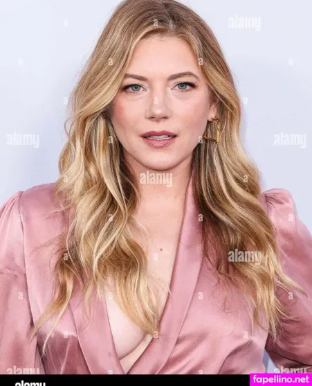 Katherynwinnick OnlyFans Thumbnail #6uikEtsnaT