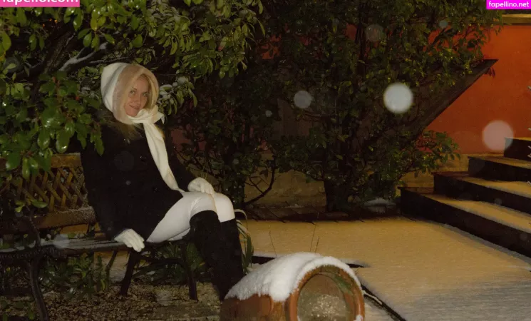 Kathianobilixx OnlyFans Thumbnail #01HS6u54Af