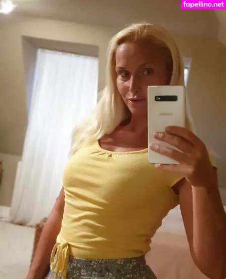 Kathianobilixx OnlyFans Thumbnail #04RdPUo3lR