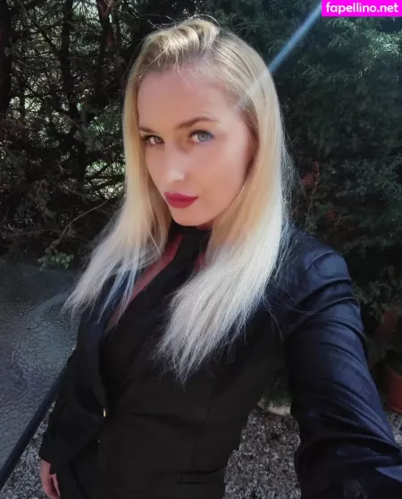 Kathianobilixx OnlyFans Thumbnail #3ri1w2MJwi