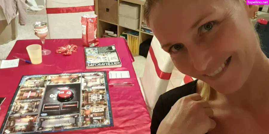 Kathianobilixx OnlyFans Thumbnail #9DfE2n48jR