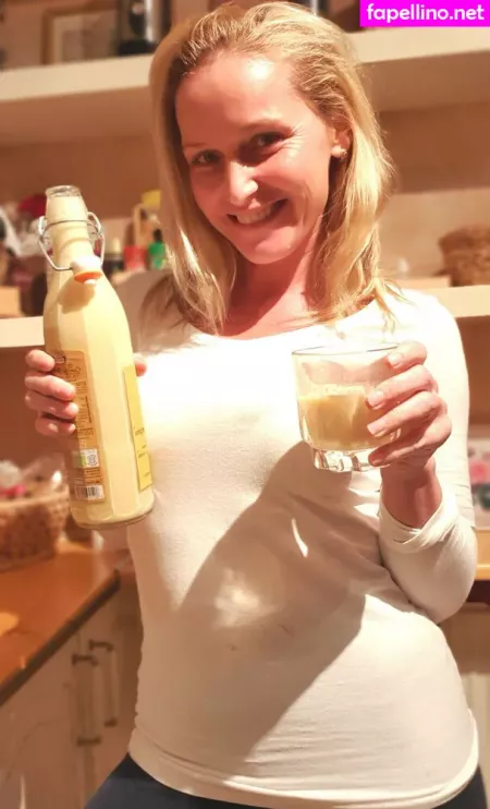 Kathianobilixx OnlyFans Thumbnail #9ExvUwe8ZG