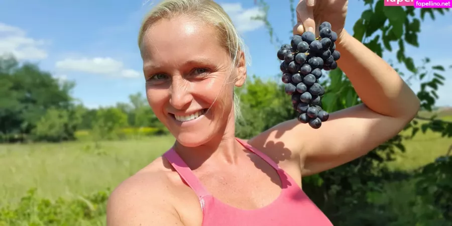 Kathianobilixx OnlyFans Thumbnail #A1M3Bnte2b