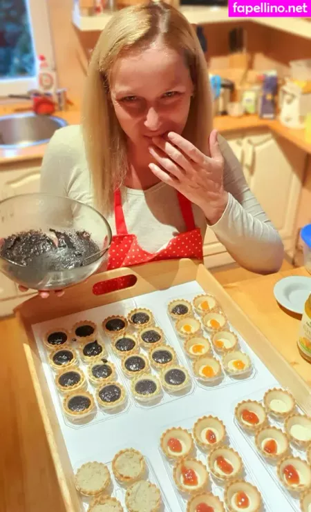 Kathianobilixx OnlyFans Thumbnail #EM4swe5Y8t