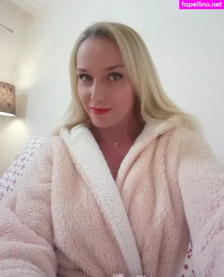 Kathianobilixx OnlyFans Thumbnail #FCB5l3MjI5