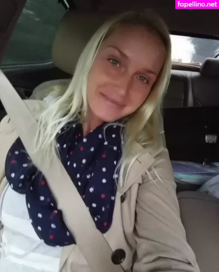 Kathianobilixx OnlyFans Thumbnail #JZQMy7vpoc