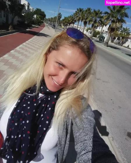 Kathianobilixx OnlyFans Thumbnail #LFKh7qpHpv