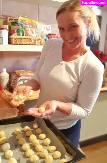 Kathianobilixx OnlyFans Thumbnail #WAZIq5fIBM