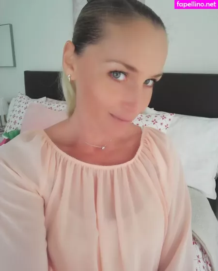 Kathianobilixx OnlyFans Thumbnail #Z2kmFKQAgv